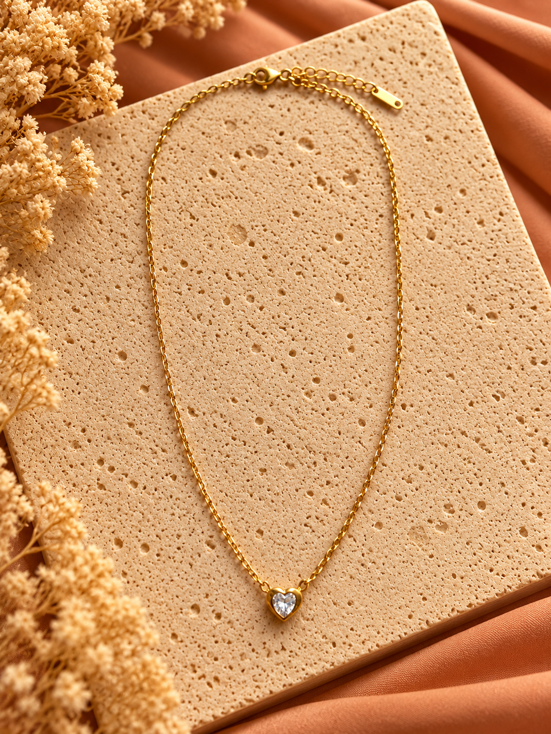Stainless Steel Ketting Hartje met Steentje Goudkleurig | 40-45 cm