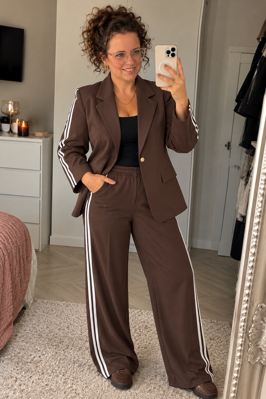 Dames Broekpak Blazer & Wide Leg Broek Bruin | One Size (36-42)