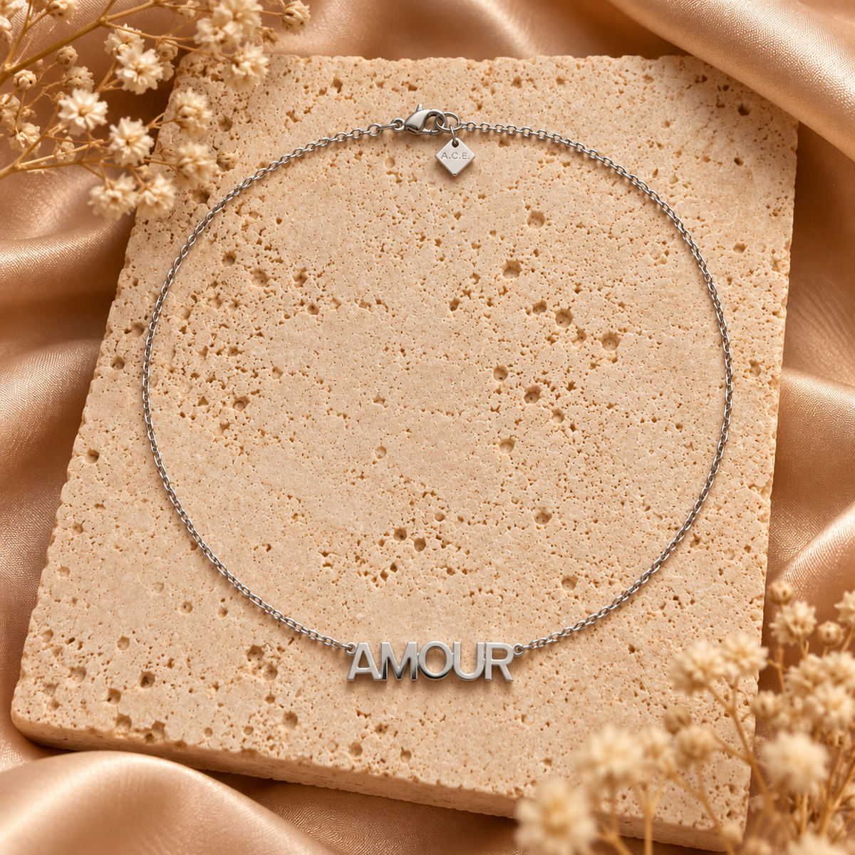 Zilverkleurige Amour ketting van stainless steel, verstelbaar van 40 tot 45 cm