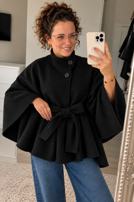 Cape Poncho met Strikceintuur Zwart | One Size (38-44)